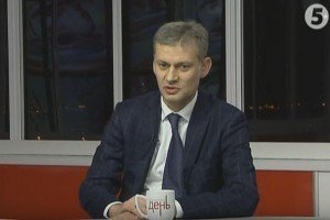 Нардеп про справу Януковича: що могли зробили судді, аби не переривати допиту Порошенка