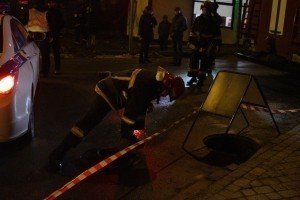 У Тернополі через вибух газу у повітря злетіли 12 каналізаційних люків – є постраждалі