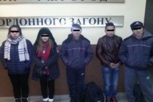 На Закарпатті прикордонники затримали п'ятьох в'єтнамців, які намагалися потрапити до ЄС