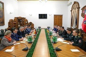 Дейнега: "У Міноборони шкандибає кількість інтелектуальних кадрів"