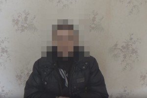 Юнак, якого змусили за їжу та цигарки працювати на бойовиків, повернувся до мирного життя – відео