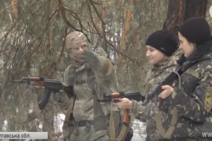 "Жіночий батальйон": домогосподарки вирушили на військовий вишкіл