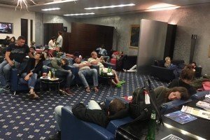 Українські туристи третю добу не можуть вилетіти із ОАЕ