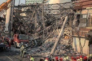  Крах хмарочосу в Тегерані: у пастці перебувають 25 пожежників