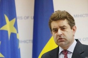 Посольство України вимагає від чеського видання вибачень за матеріал про 
