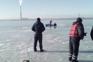 На Одещині під кригу на кілька метрів провалились чотири людини, серед них – діти
