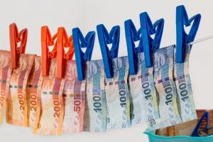 Три континенти, три президенти, суть незмінна: огляд корупційних скандалів світу