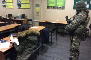 У Одесі прикордонники спільно з Нацполіцією викрили канал торгівлі людьми – відео