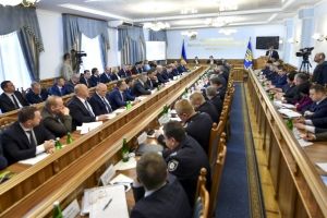 "50% з мита": Порошенко обговорив "дорожній експеримент" у західних регіонах України