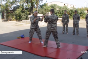 Якщо ворог наблизився впритул: Чемпіони Європи та світу навчають бійців АТО карате