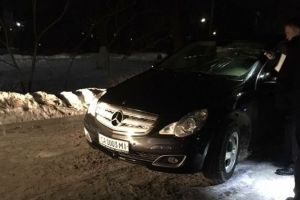 У Черкасах п'яний депутат облради збив людину &ndash; відео