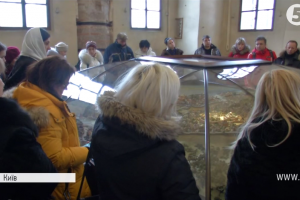 До Дня усіх закоханих у Софійському соборі провели тематичну екскурсію "Наречена для короля" 