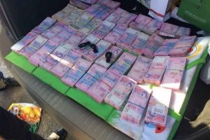 Золоті злитки на понад 3 млн грн: на Херсонщині викрили комерційну структуру, що фінансувала терористів 