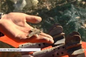 Ворожа "вогняна злива" та вірші Кобзаря: захисники Новотроїцького звітують про останні події