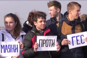 "Живий ланцюг" через Дністер: чому на Одещині протестують проти будівництва ГЕС