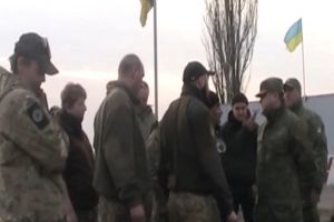 Біля Костянтинівки стався конфлікт між силовиками і прихильниками блокади