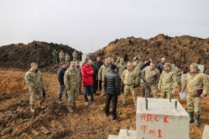 На полігоні Миколаївщини почали будівництво військового містечка – відео