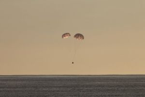 Космічний корабель Dragon доставив на Землю вантаж з МКС 