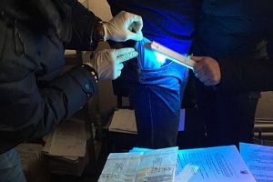Поліція схопила керівництво райвідділу ДВС Київщини на "хабарі за обіцянку"