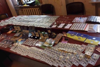 Знайдене у начальника поліції Шостки