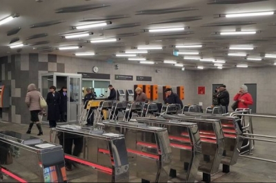 У Києві відкрили оновлений вестибюль станції метро "Лівобережна" 