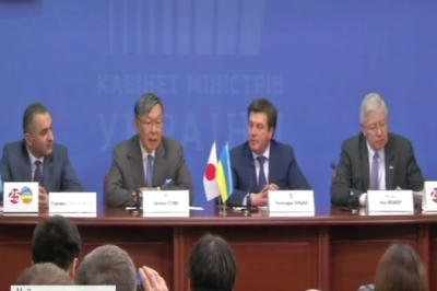 Шігекі Сумі та Геннадій Зубко