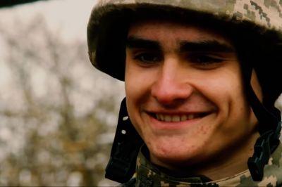 Українські бійці гарні