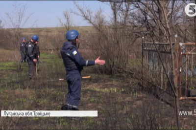 сапери розміновують кладовища