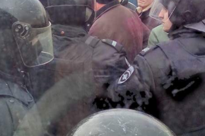 у Петербурзі "пов'язали" близько 40 осіб
