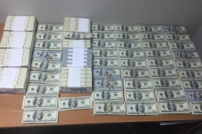 
депутат Сумської ОДА приховав у банківській скринці $1,2 млн
