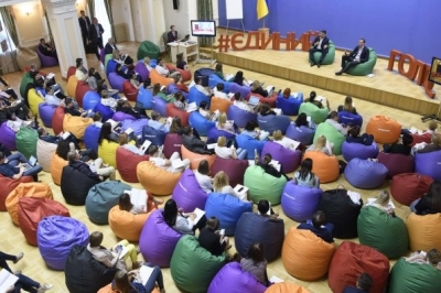Всеукраїнський форум "#Єдиний голос" у Клубі Кабміну