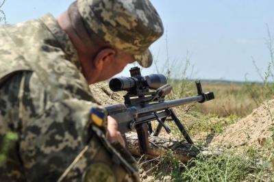 Випробування нових зразків озброєння та військової техніки