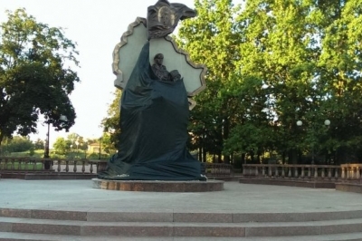 Пам’ятник загиблим бойовикам у Луганську