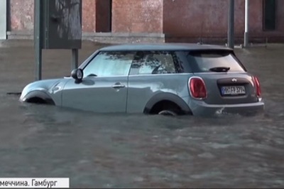 Гамбург затопило