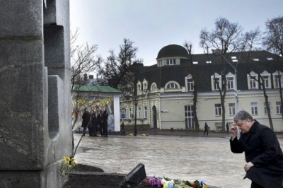 Порошенко вшановує пам'ять жертв Голодомору 