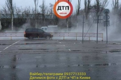 Прорив труби у Києві