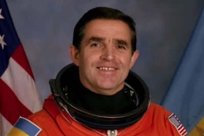 Леонід Каденюк