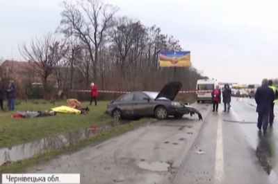На трасі під Чернівцями сталася смертельна ДТП