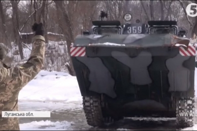 На Луганщині військові взялися ліквідовувати наслідки негоди
