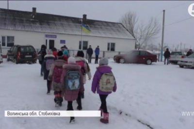 Школа у Старобихівці