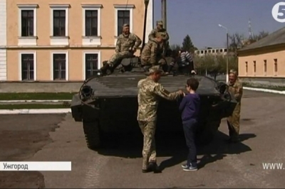 Ужгород, техніка з фронту