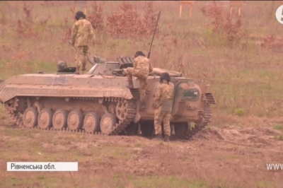 БМП-1АК на Рівненському полігоні