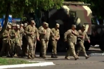 У Рівне зі сходу повернулися військовослужбовці полку зв'язку