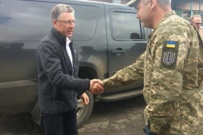 Курт Волкер зустрівся з Сергієм Наєвим в зоні проведення ООС