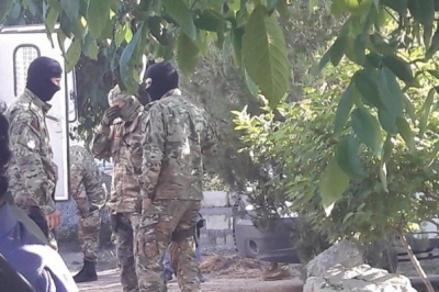 Російські силовики обшукують активістів у Криму