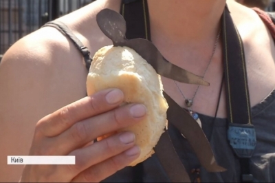 "Булочки для Путіна"