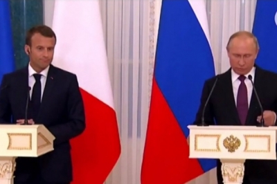 Путін Макрон