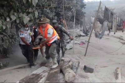 Виверження вулкана Фуего