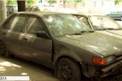 Покинуте авто в Одесі