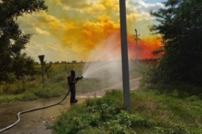 Розлилася азотна кислота